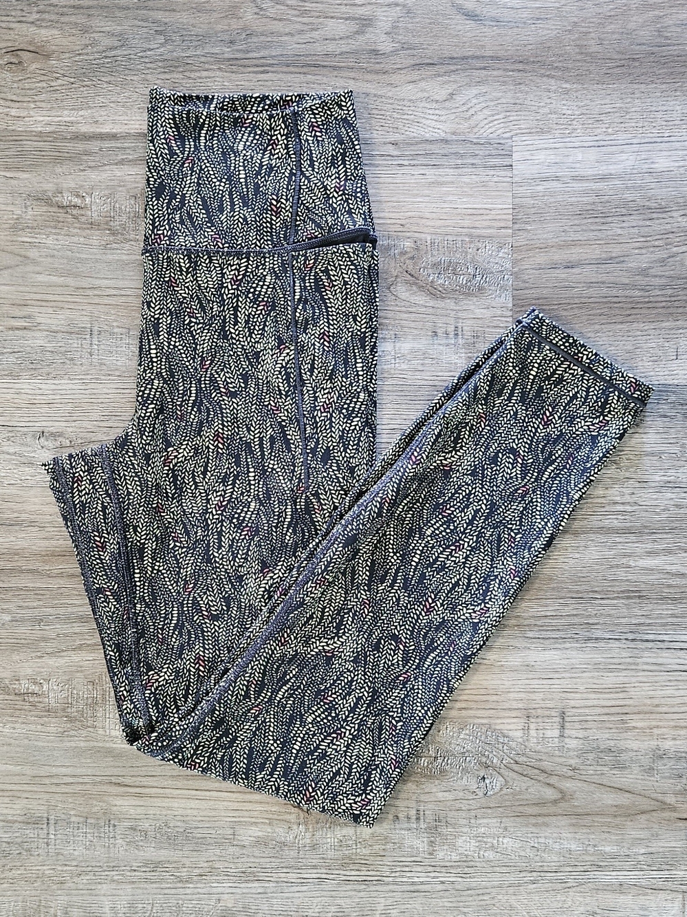 CALIA Inspire High Rise Serpent Print 7/8 Leggings